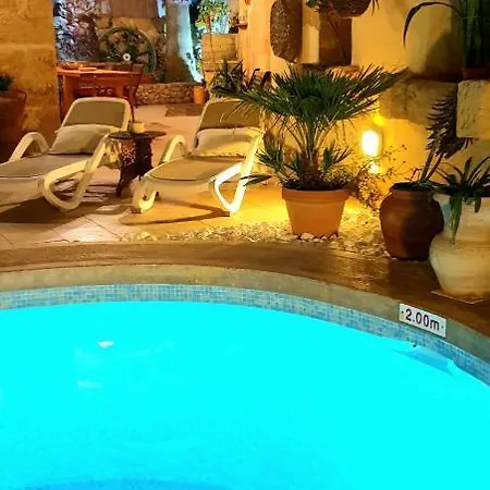 Ta' Didi Bed & Breakfast 4*