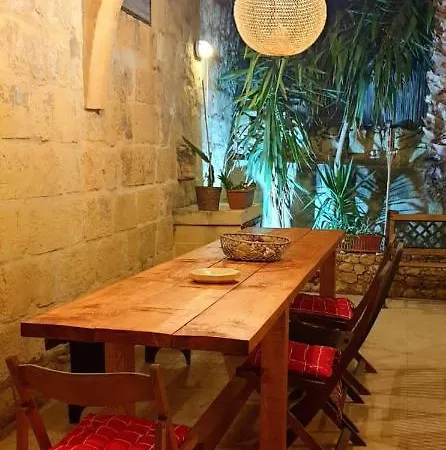 Ta' Didi Bed and Breakfast Kerċem