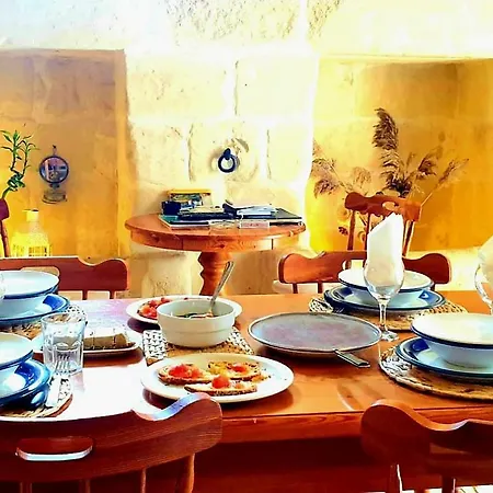 Ta' Didi Bed & Breakfast *