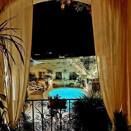 Ta' Didi Bed and Breakfast 4*