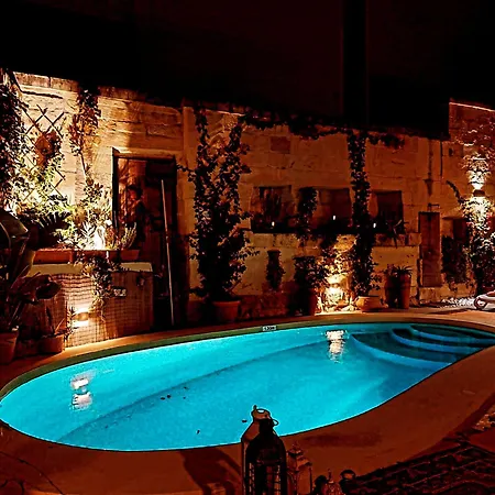 Bed and Breakfast Ta' Didi 4*