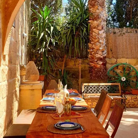 Ta' Didi Bed & Breakfast *