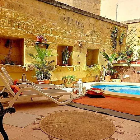 Bed and Breakfast Ta' Didi Kerċem