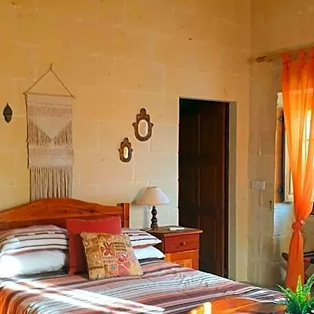 Bed and Breakfast Ta' Didi Kerċem