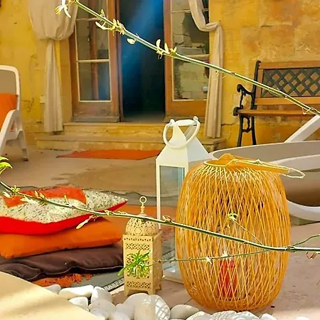 Ta' Didi Bed and Breakfast 4*