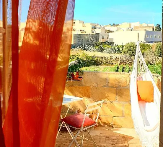 Oda ve Kahvaltı Ta' Didi 4*