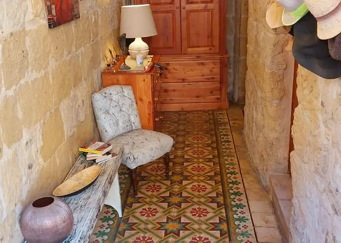 Oda ve Kahvaltı Ta' Didi 4*